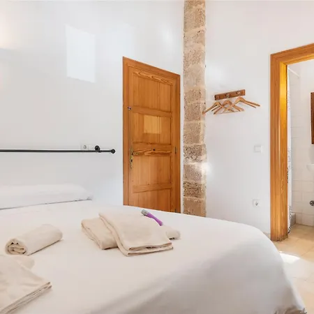 Hotel Petit Hostatgeria La Victoria